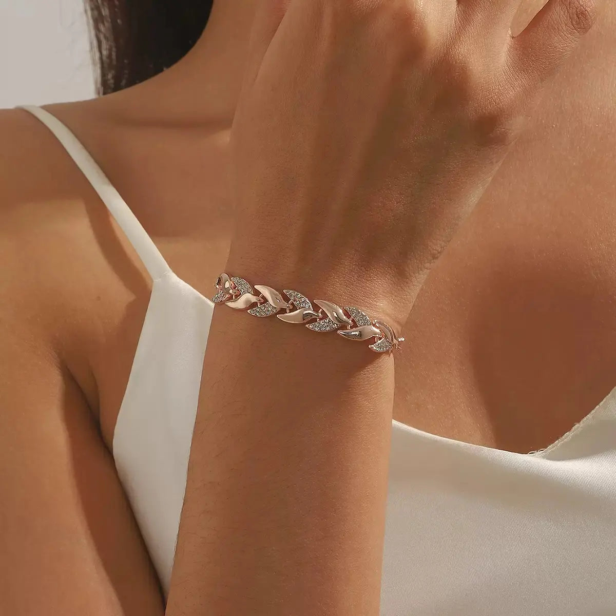 Mermaid Tail Bracelet with Swarovski Crystals - Elegant Alloy Jewelry for Women - Perfect Gift for Valentine'S Day & Christmas - Lightweight & Comfortable Fit