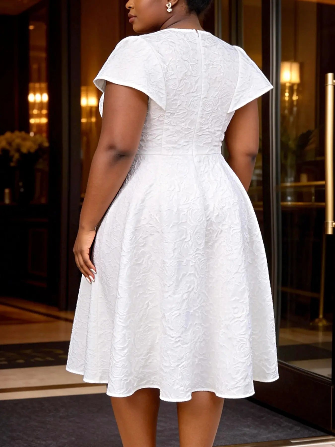 Elegant Chic White a Line Dress Women Floral Jacquard Cape Sleeve Midi Dress Wedding Guest Church Dress Big Flower Detail High Waist Flow Formal Party Occasion Dress Womenswear