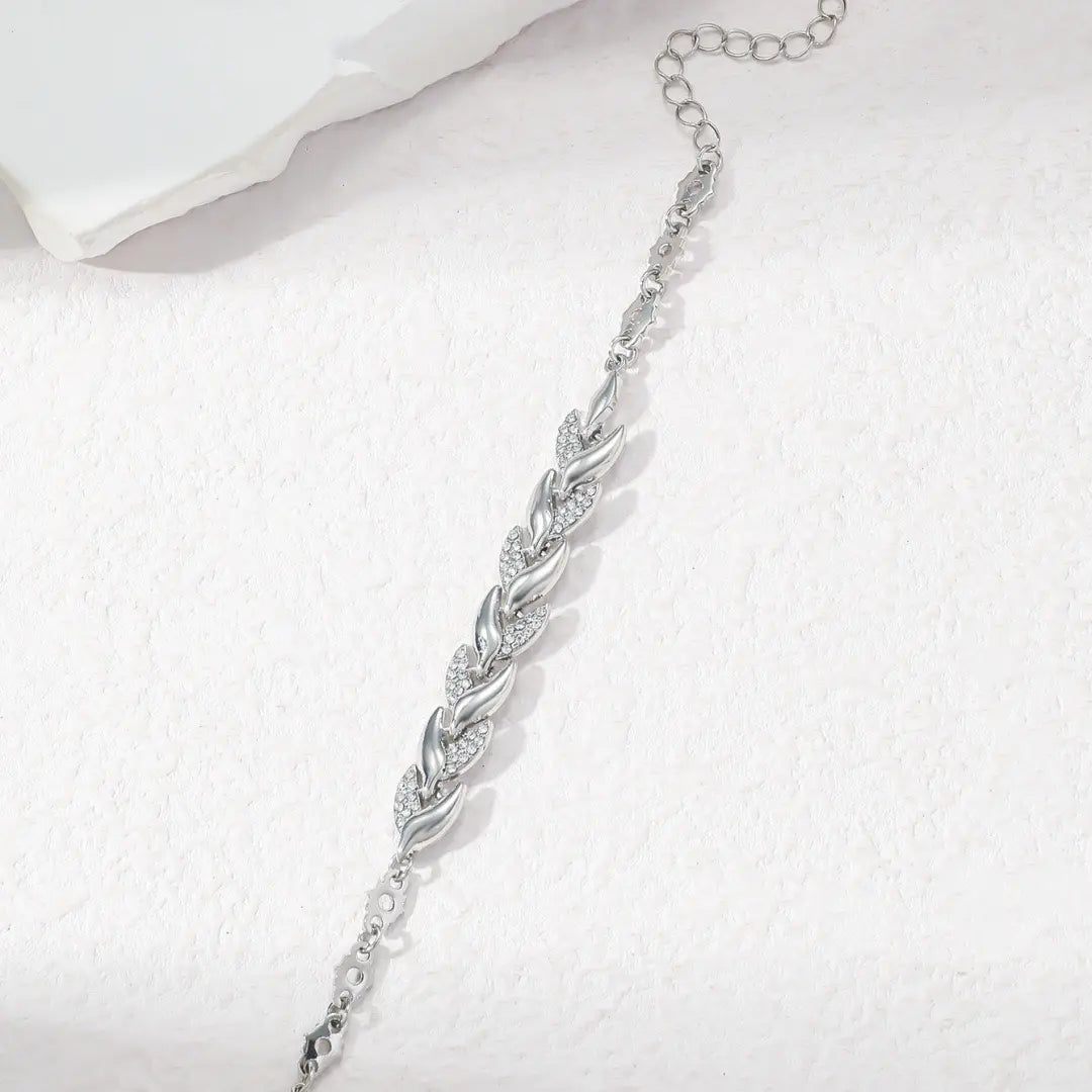 Mermaid Tail Bracelet with Swarovski Crystals - Elegant Alloy Jewelry for Women - Perfect Gift for Valentine'S Day & Christmas - Lightweight & Comfortable Fit