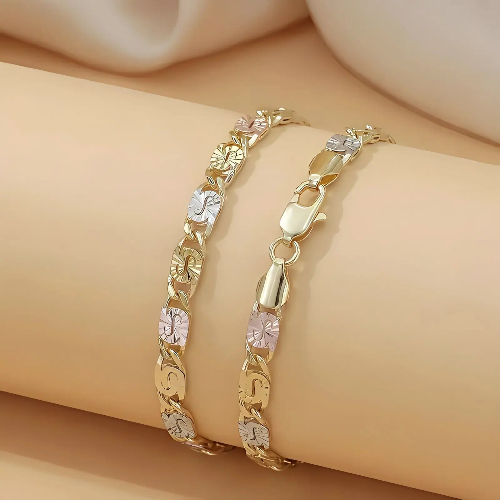 Modern Spliced Square Chain Bracelet • Stylish Gold Tone Accessory for Him & Her