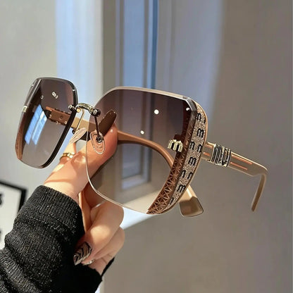 2026 Unisex Large-Frame Fashion Glasses, Trendy Square Sunglasses, Trendy Beach Eyewear, Retro Design for Daily Wear, Photography, Travel, Beach, All Seasons