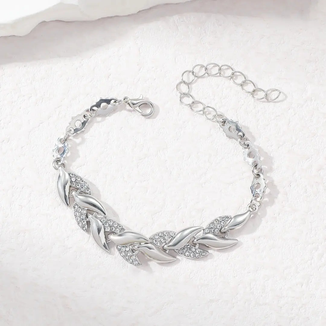 Mermaid Tail Bracelet with Swarovski Crystals - Elegant Alloy Jewelry for Women - Perfect Gift for Valentine'S Day & Christmas - Lightweight & Comfortable Fit